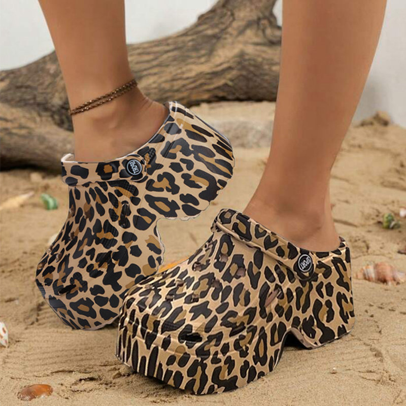 Girl Fashion Street - Chodaki na platformie Leopard dla kobiet