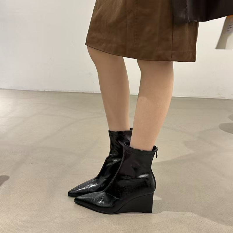 Botki damskie jesienno-zimowe  – Street Fashion Female recenzja i cena