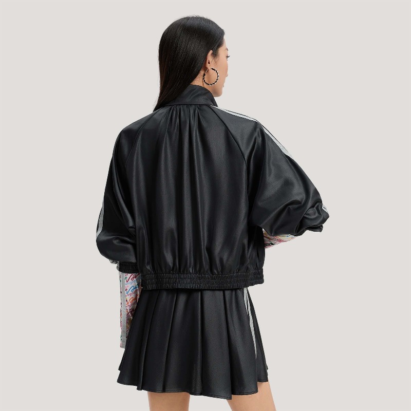 Kurtka Adidas Woven Asymmetric – Street Fashion Adidas recenzja i cena